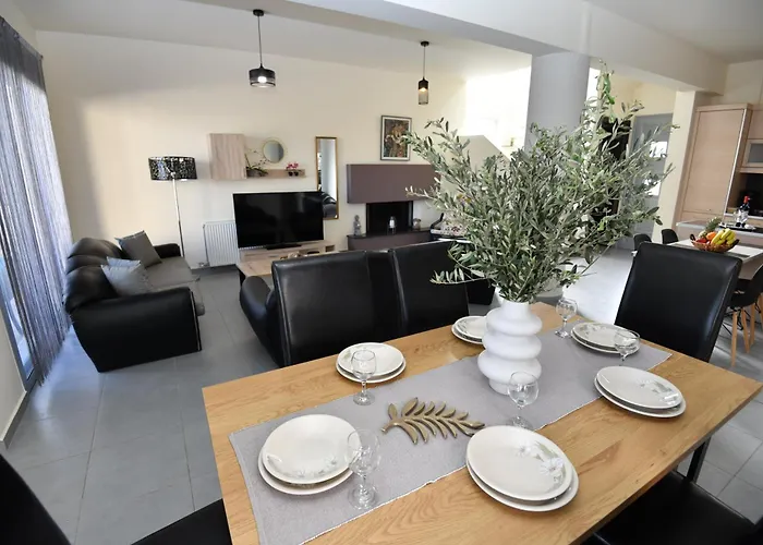 Dionysus Seaside * Ialisos